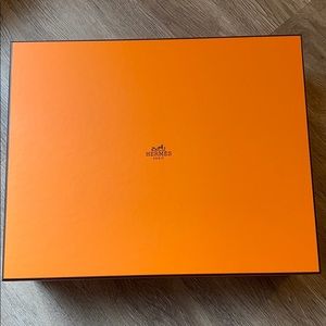 Hermès- Orange Box ( original)